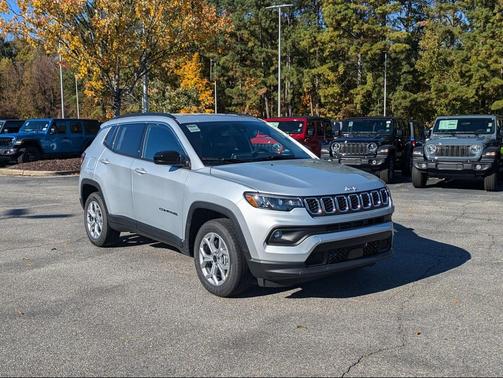 2026 Jeep Compass Latitude