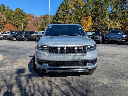 2022 Jeep Wagoneer Series III 4x4