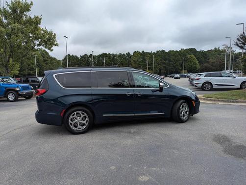 2022 Chrysler Pacifica Limited
