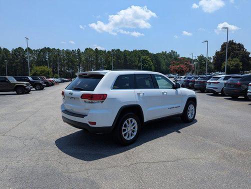 2022 Jeep Grand Cherokee Laredo