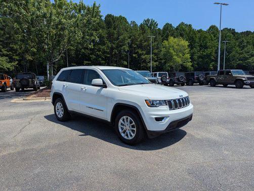 2022 Jeep Grand Cherokee Laredo