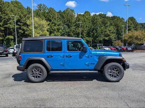 2025 Jeep Wrangler Sport S