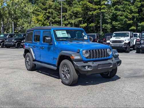 2025 Jeep Wrangler Sport S