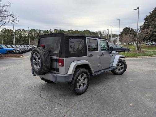 2018 Jeep Wrangler JK Unlimited Sahara