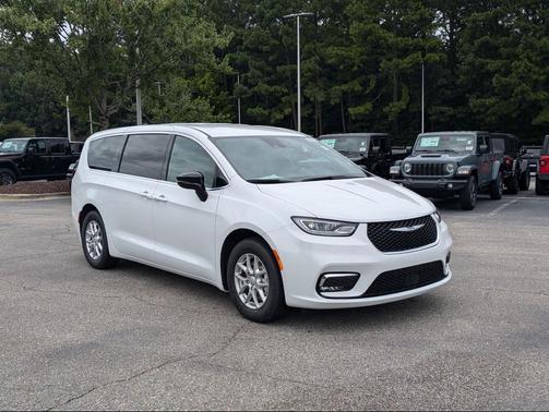 2026 Chrysler Pacifica L