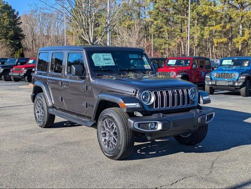 2026 Jeep Wrangler 4-Door Sahara 4x4