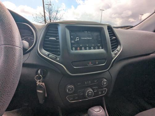 2021 Jeep Cherokee Latitude