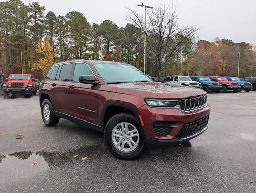 2024 Jeep Grand Cherokee Laredo