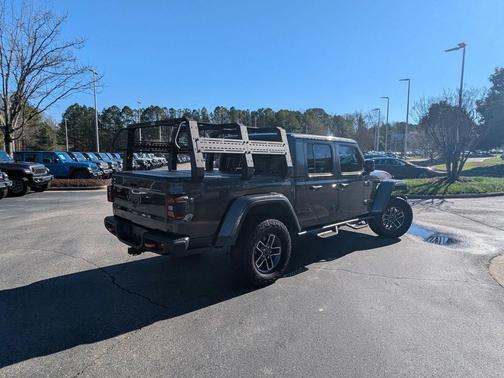 2024 Jeep Gladiator Mojave X
