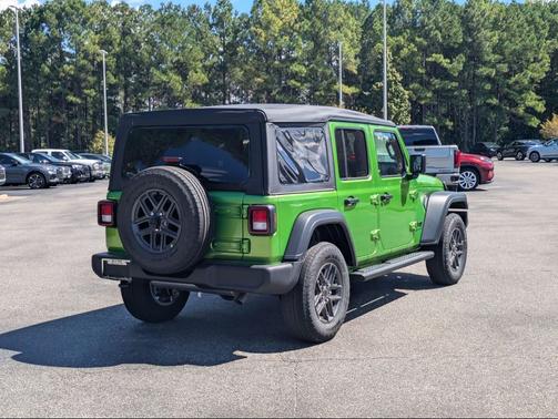 2025 Jeep Wrangler Sport S