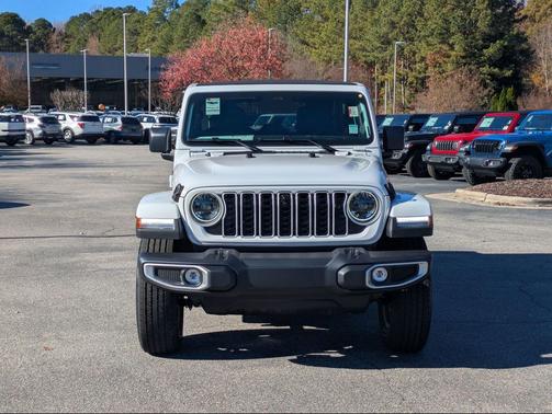 2026 Jeep Wrangler 4-Door Sahara 4x4