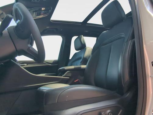 Silver Zynith 2025 Jeep Grand Cherokee Limited