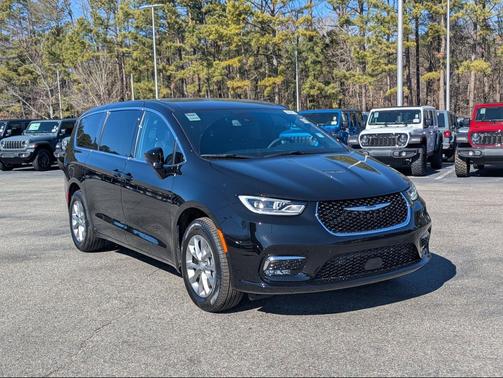 2026 Chrysler Pacifica L