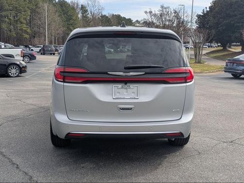 2026 Chrysler Pacifica L