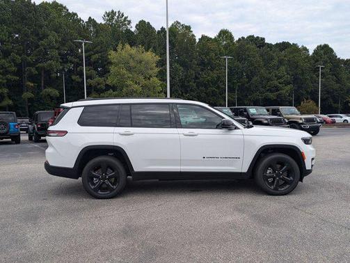2025 Jeep Grand Cherokee L Altitude