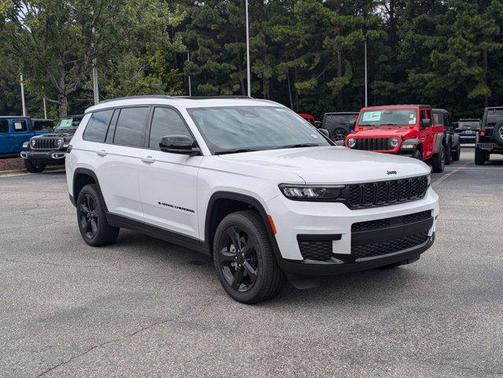 2025 Jeep Grand Cherokee L Altitude