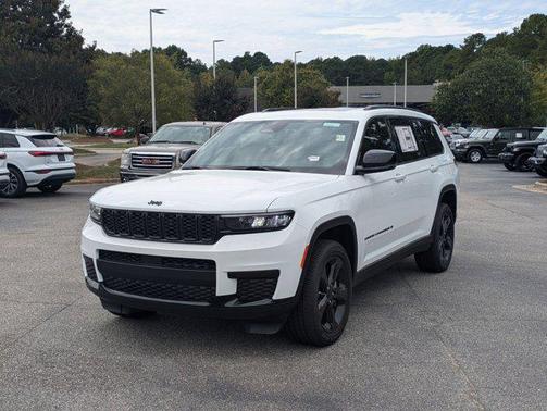 2025 Jeep Grand Cherokee L Altitude