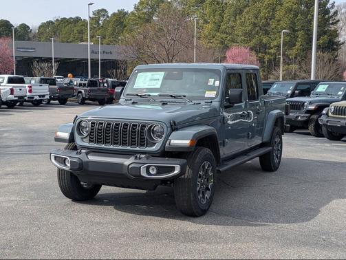 2026 Jeep Gladiator Sahara 4x4