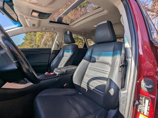 2016 Lexus NX 300h Base