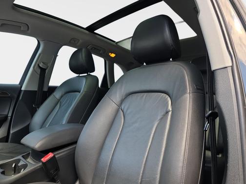 Black Metallic 2015 Audi Q5 2.0T Premium Plus
