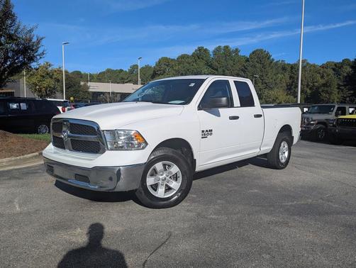 2024 RAM 1500 Classic SLT