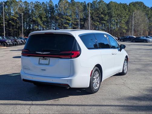 2026 Chrysler Pacifica L
