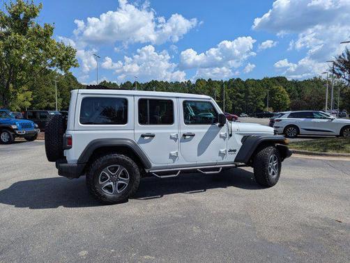 2022 Jeep Wrangler Unlimited Sport