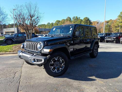 2024 Jeep Wrangler 4-Door Sahara 4x4