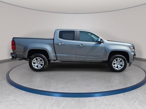 Satin Steel Metallic 2022 Chevrolet Colorado LT