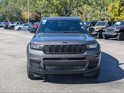 2025 Jeep Grand Cherokee L Altitude