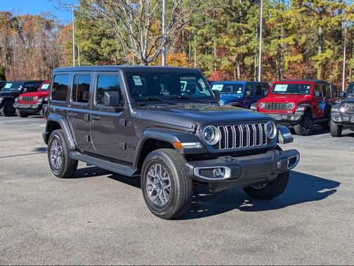 2026 Jeep Wrangler 4-Door Sahara 4x4