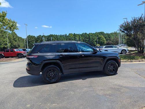 2024 Jeep Grand Cherokee Altitude