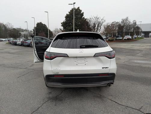 2023 Honda HR-V 2WD Sport