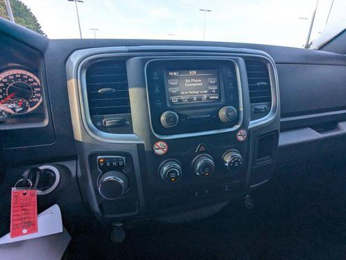 2024 RAM 1500 Classic Warlock Crew Cab 4x2 5'7' Box