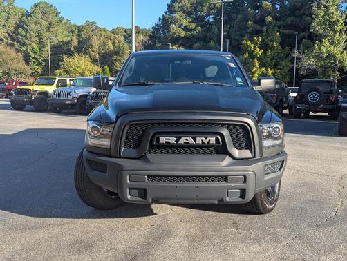 2024 RAM 1500 Classic Warlock Crew Cab 4x2 5'7' Box