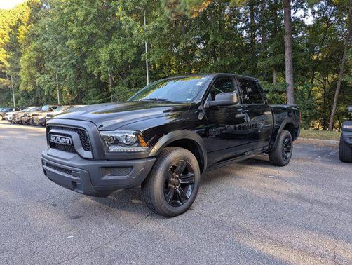 2024 RAM 1500 Classic Warlock Crew Cab 4x2 5'7' Box