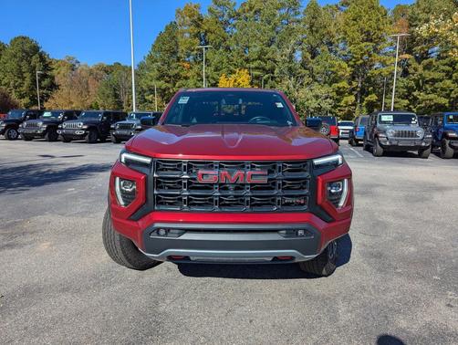 2023 GMC Canyon AT4