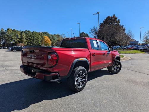 2023 GMC Canyon AT4