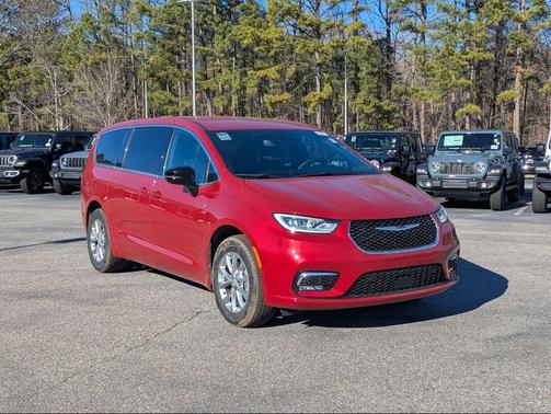 2026 Chrysler Pacifica L