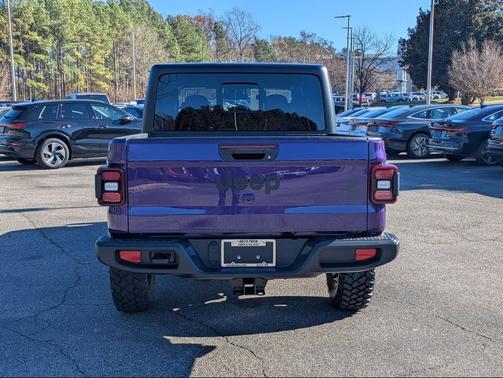 2026 Jeep Gladiator Willys 4x4