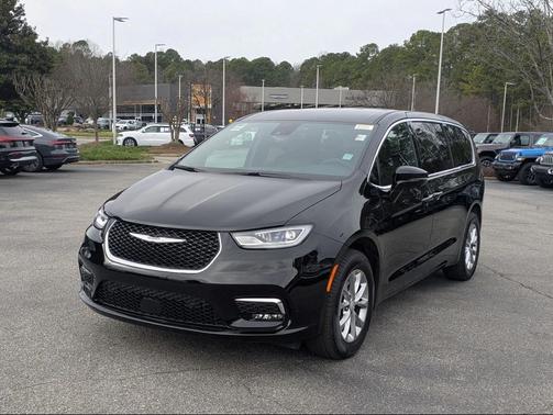 2026 Chrysler Pacifica L