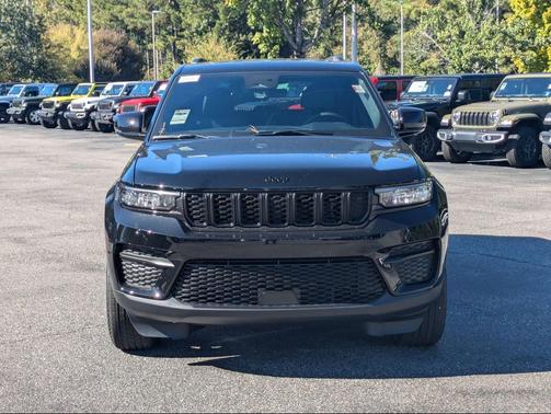 2025 Jeep Grand Cherokee Altitude