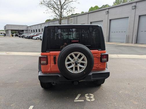 Punkn Metallic Clearcoat 2023 Jeep Wrangler Sport S