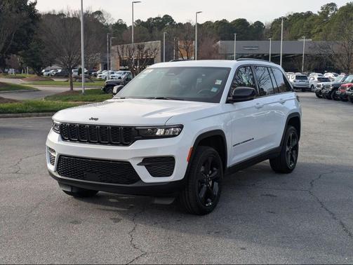 2025 Jeep Grand Cherokee Altitude
