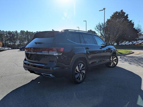 2024 Volkswagen Atlas 2.0T SE w/Technology 4MOTION
