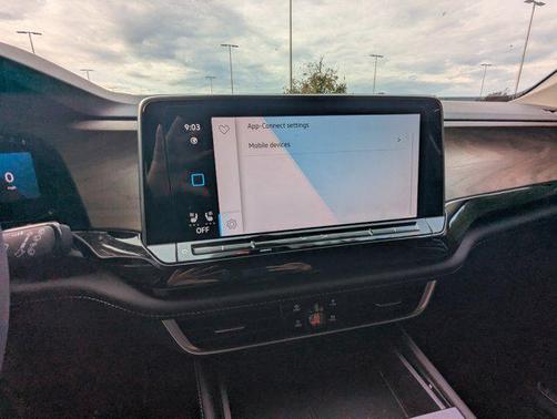 2024 Volkswagen Atlas 2.0T SE w/Technology 4MOTION