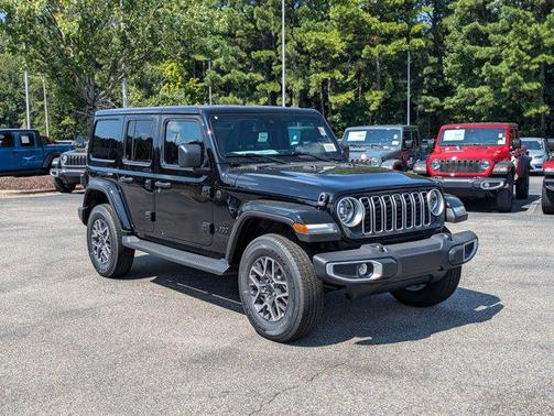 2025 Jeep Wrangler 4-Door Sahara 4x4