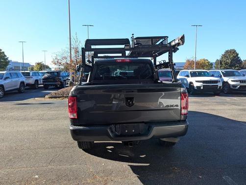 2021 RAM 1500 Classic Express