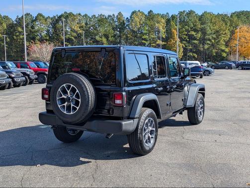 2025 Jeep Wrangler Sport S
