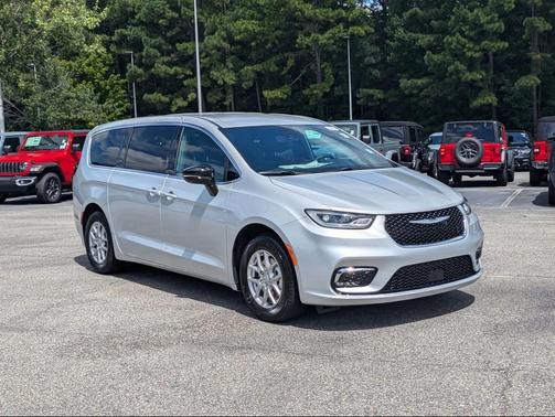 2026 Chrysler Pacifica L
